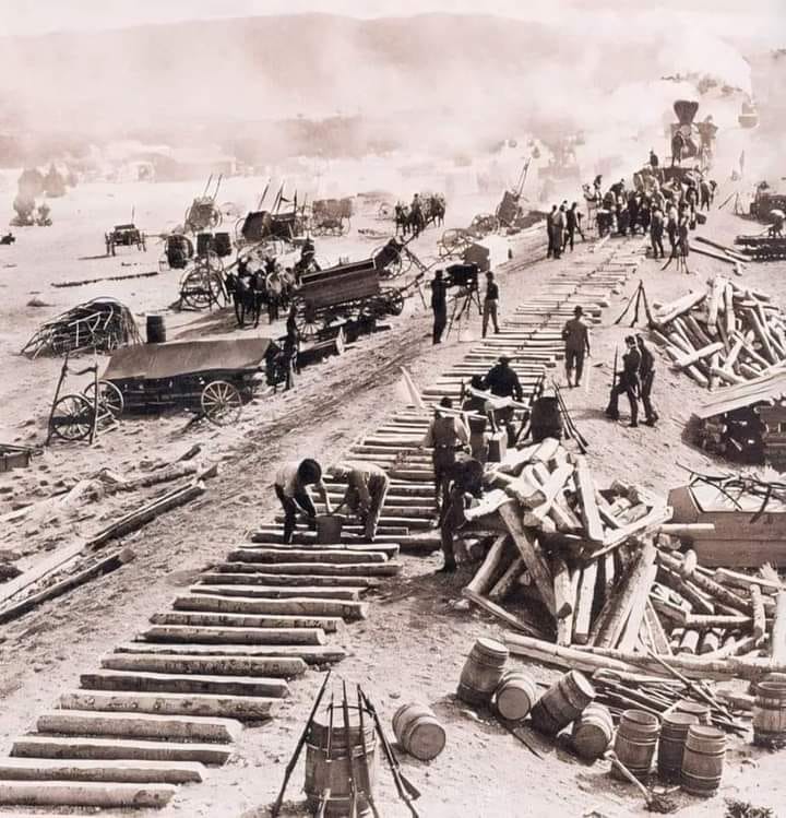 ரெட்ஹில்ஸ் ரெயில் ரோடும், ரெட்ஹில்ஸ் ரோடு ரயில்வே ஸ்டேஷனும்